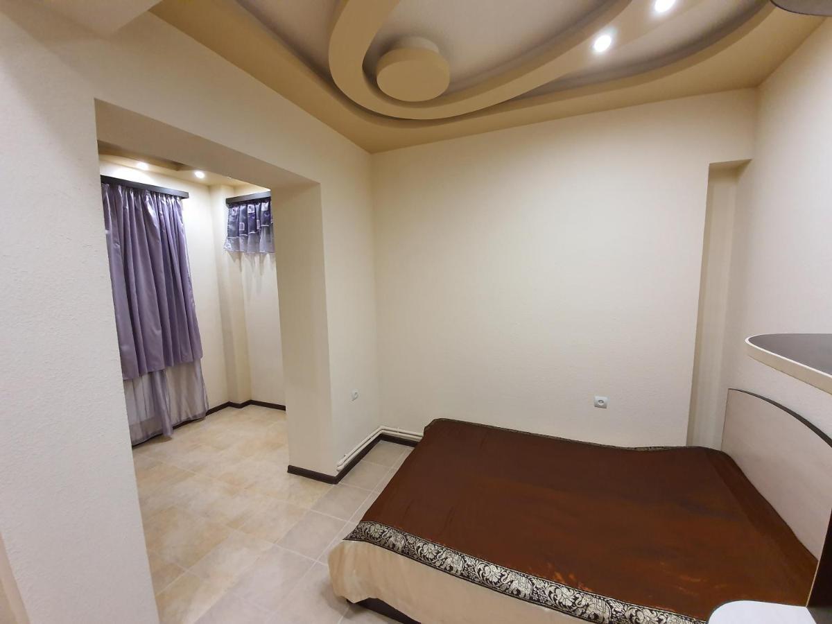 Tatev Apartments Ереван Экстерьер фото