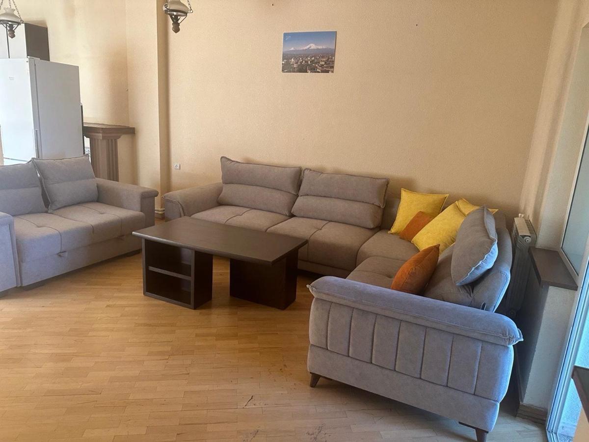 Tatev Apartments Ереван Экстерьер фото