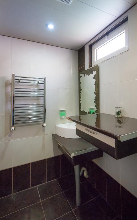 Tatev Apartments Ереван Экстерьер фото